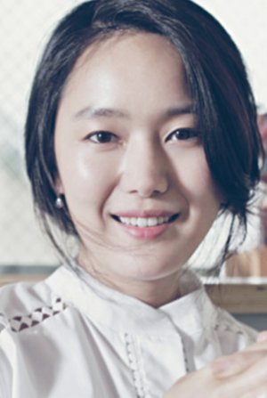 Yoon Soo Kyeong