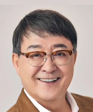 Noh Woon Young